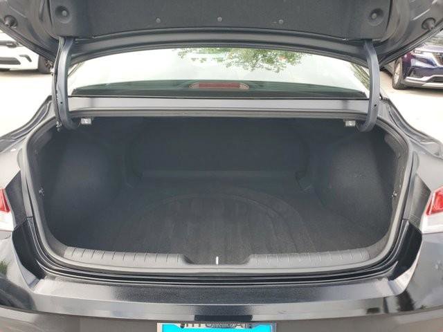 Certified 2025 Hyundai Elantra Sport FWD image 11