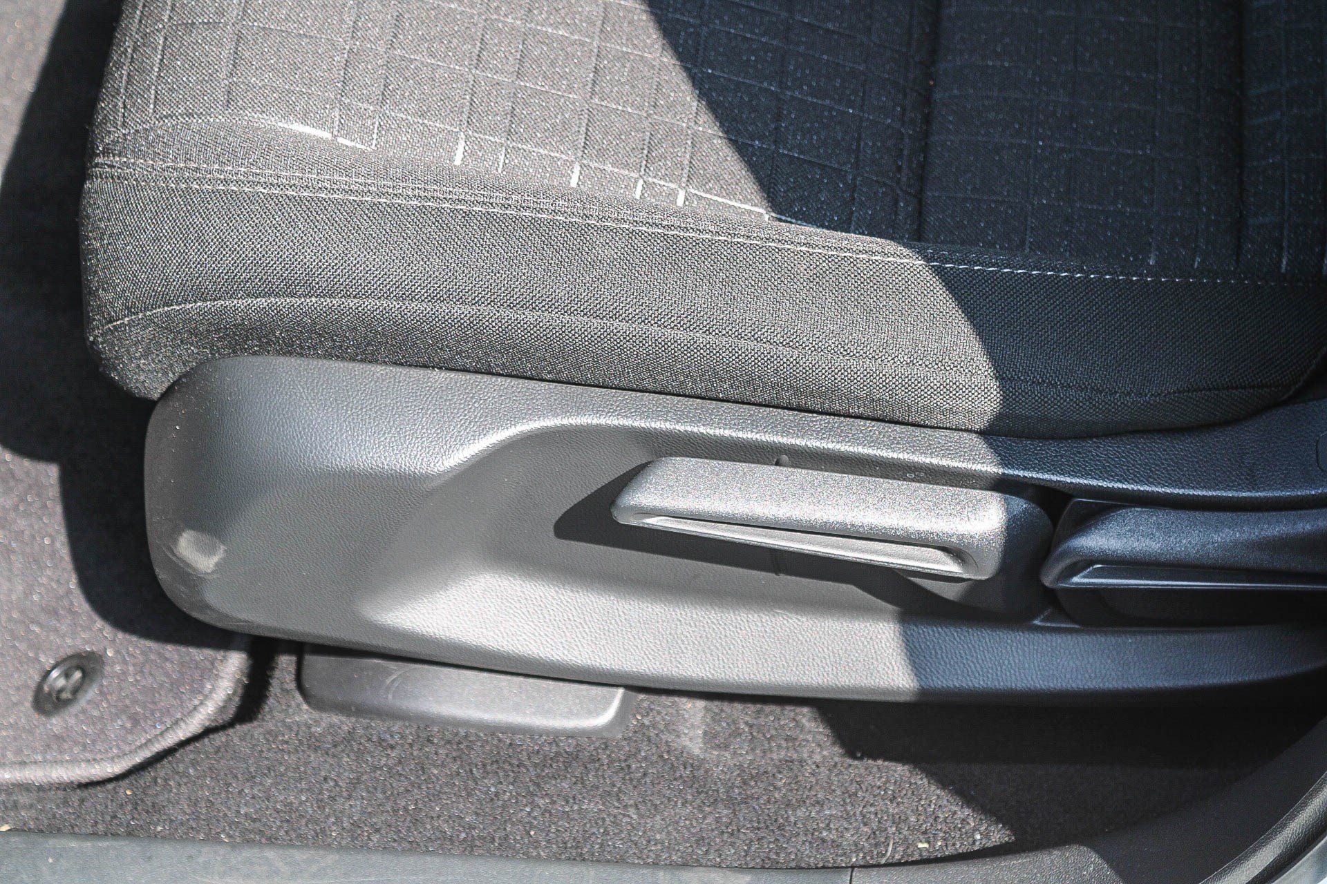 Used 2026 Honda HR-V LX image 23