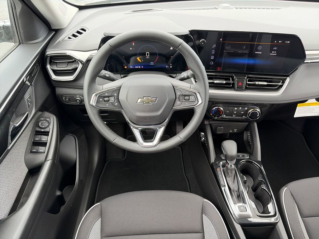 New 2026 Chevrolet TrailBlazer LT w/ Midnight Edition AWD/4WD image 11