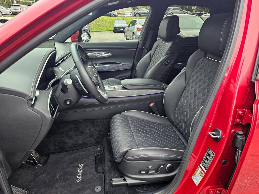 Certified 2025 Genesis GV70 3.5T Sport w/ Sport Advanced Package image 21