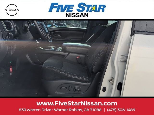 Used 2019 Nissan Titan SV w/ SV Convenience Package AWD/4WD image 23