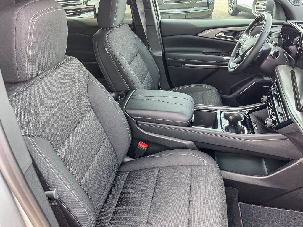 New 2026 Chevrolet Traverse LT w/ Enhanced Driving Package image 15