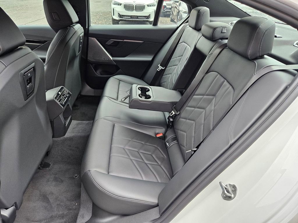 New 2026 BMW 530i xDrive w/ Convenience Package image 21