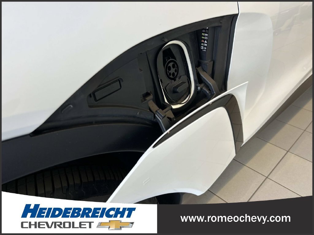 Used 2024 Chevrolet Blazer EV LT AWD/4WD image 38