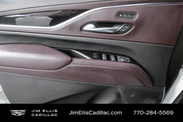 Used 2023 Cadillac Escalade ESV Sport Platinum w/ LPO, ONYX Package image 7