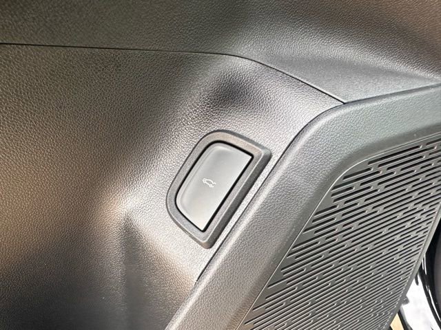 New 2026 GMC Terrain Denali AWD/4WD image 17