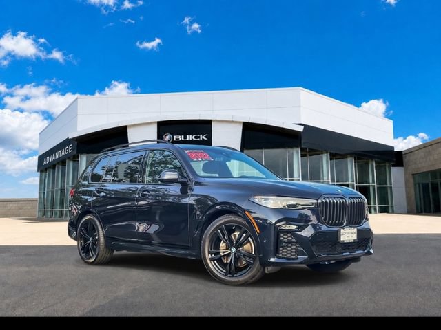 Used 2022 BMW X7 xDrive40i w/ M Sport Package AWD/4WD image 1