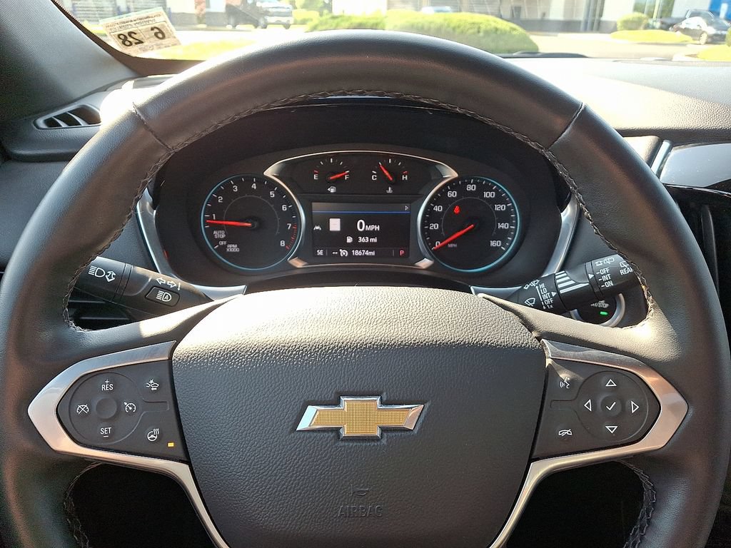 Certified 2023 Chevrolet Traverse LT w/ LT Premium Package AWD/4WD image 21