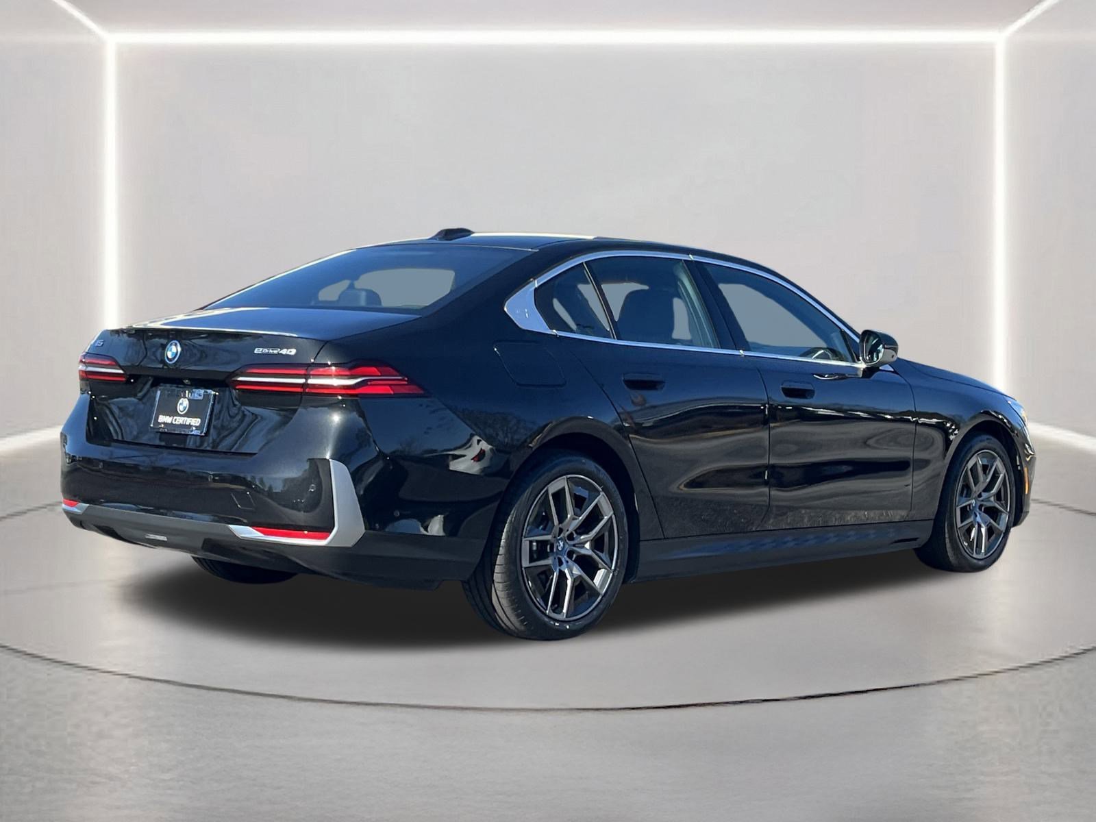 Used 2025 BMW i5 eDrive40i image 29