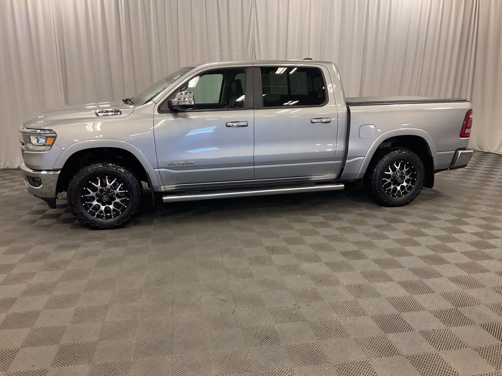 Used 2019 RAM 1500 Laramie AWD/4WD image 14