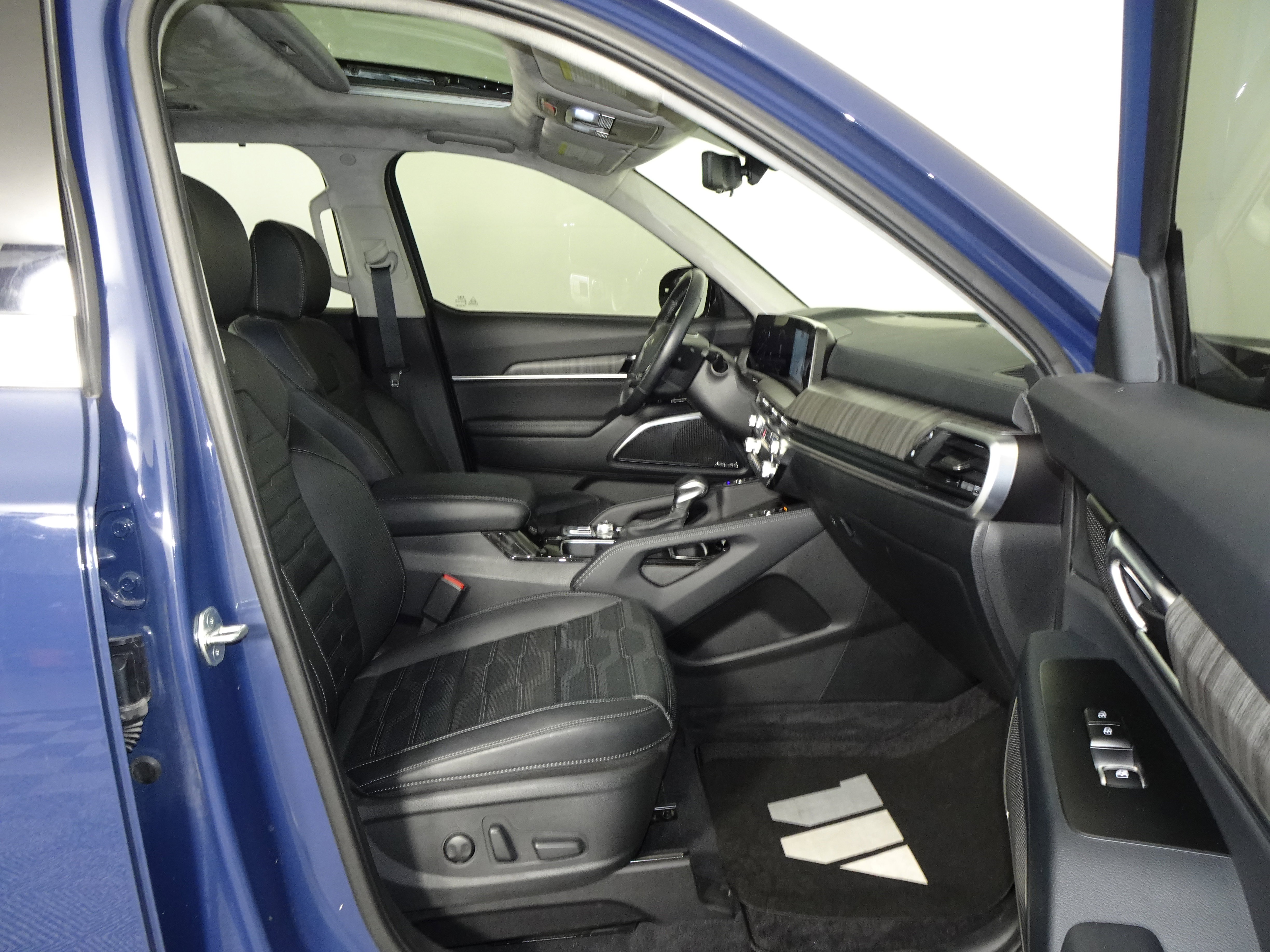 Used 2024 Kia Telluride SX Prestige image 42