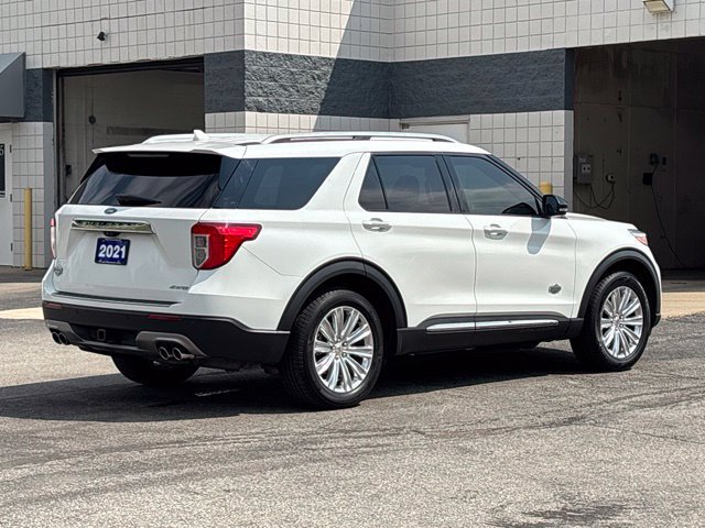 Used 2021 Ford Explorer King Ranch w/ Premium Technology Package AWD/4WD image 3