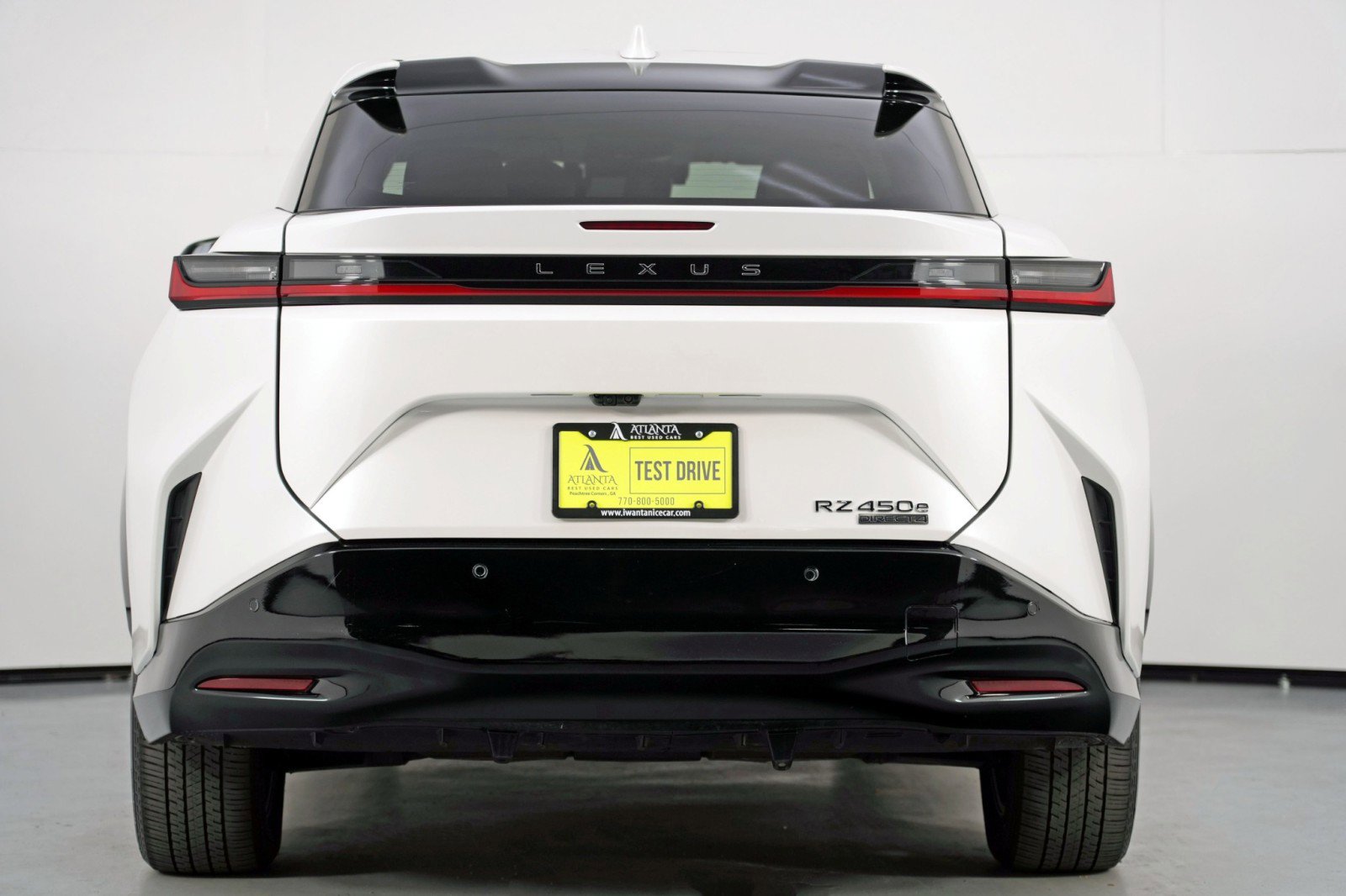 Used 2023 Lexus RZ 450e Premium w/ Accessory Package (2T) image 10