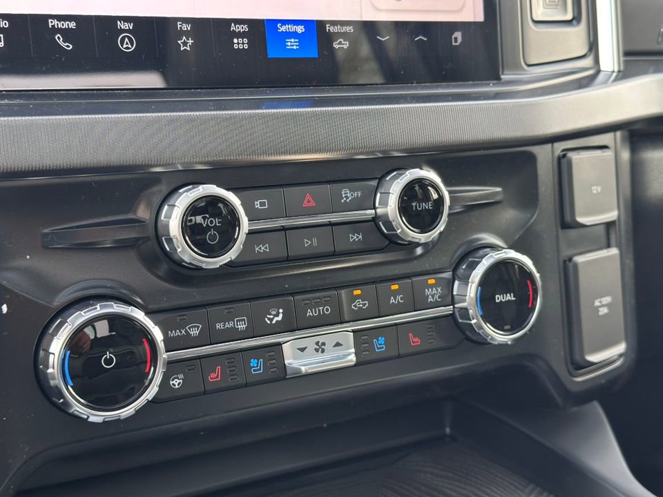 New 2025 Ford F250 Platinum image 34