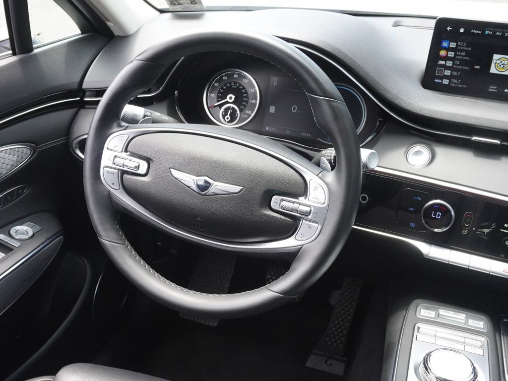 Used 2024 Genesis GV70 2.5T w/ Advanced Package AWD/4WD image 36