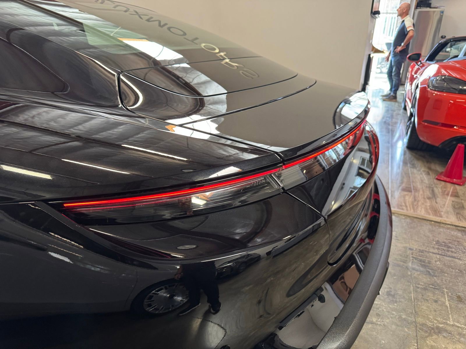 Used 2020 Porsche Taycan 4S AWD/4WD image 19