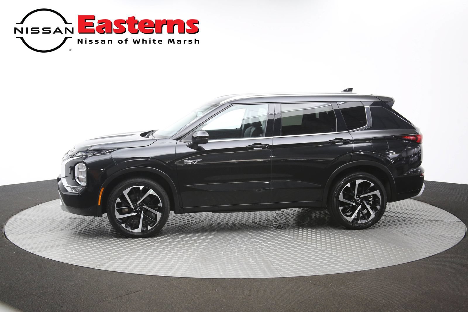 Used 2024 Mitsubishi Outlander SEL AWD/4WD image 62