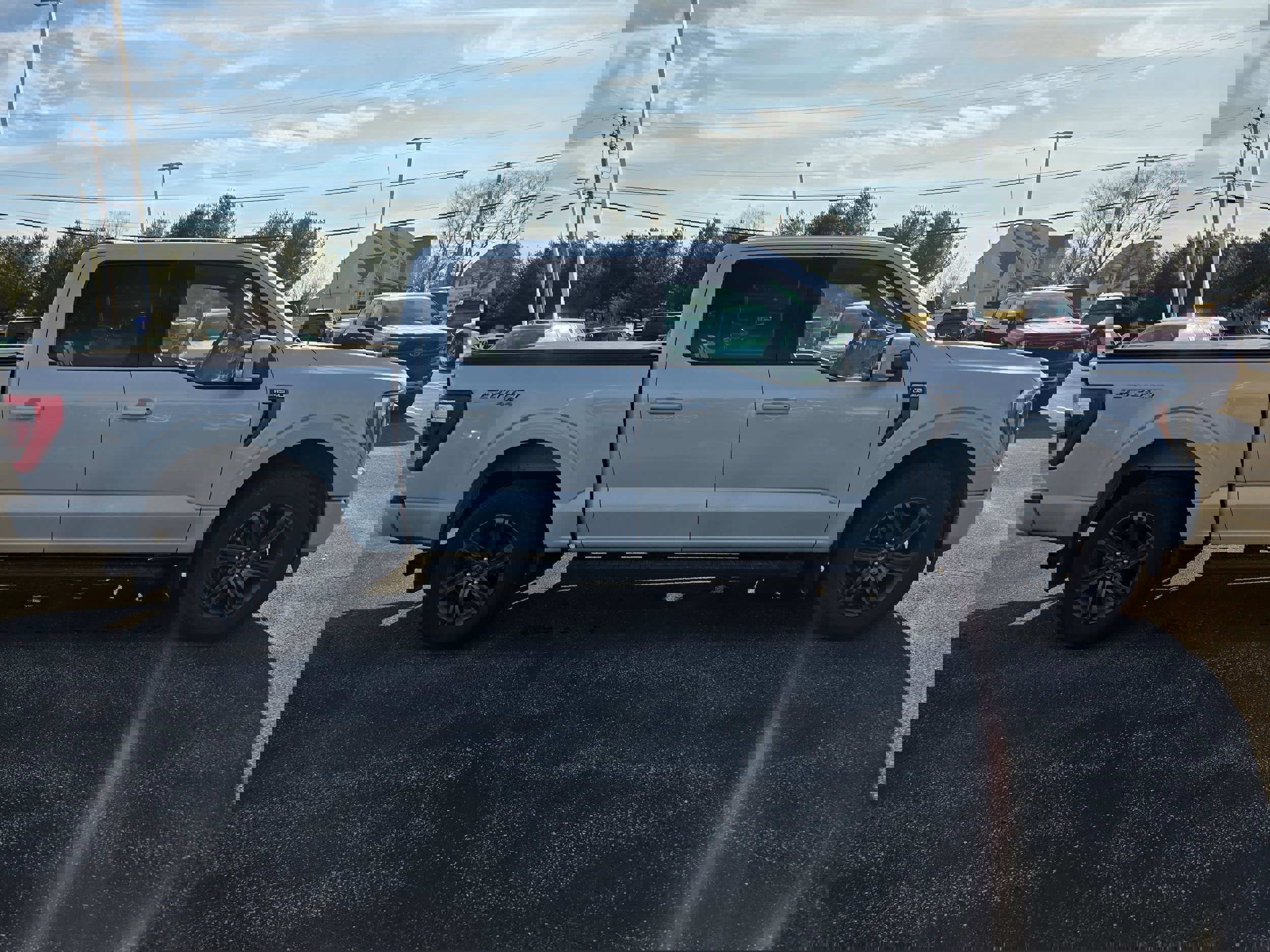 Certified 2021 Ford F150 Lariat w/ Equipment Group 502A High image 4