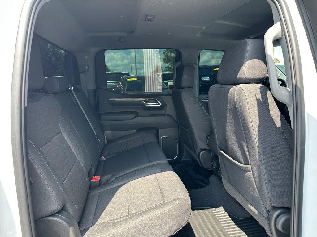 Certified 2025 Chevrolet Silverado 1500 LT AWD/4WD image 10