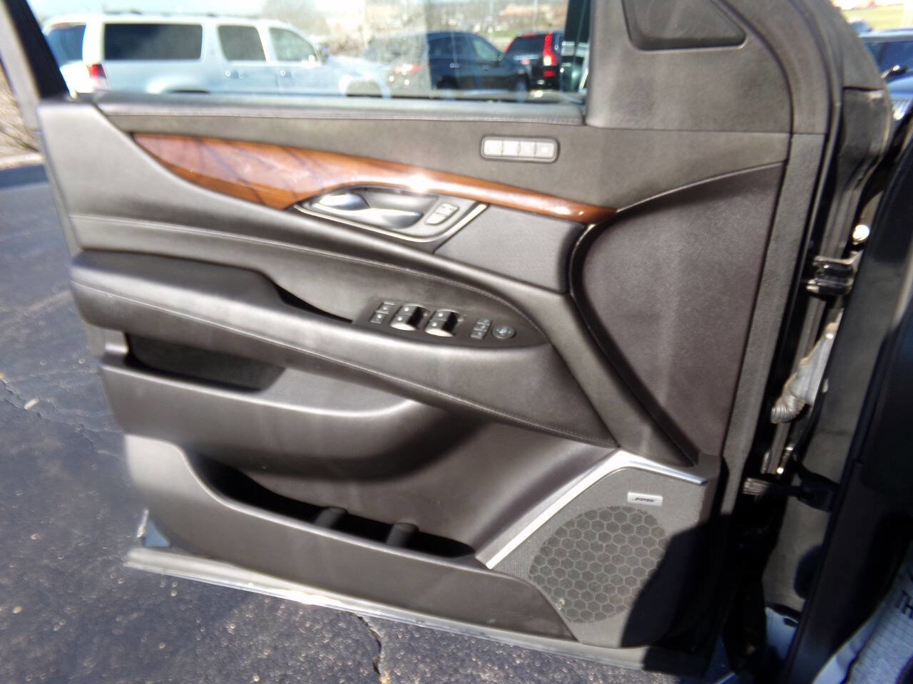 Used 2019 Cadillac Escalade ESV Luxury image 51