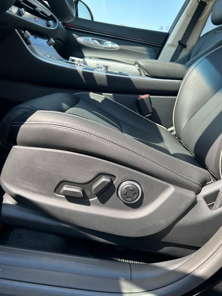 New 2026 Genesis GV70 2.5T Advanced AWD/4WD image 11