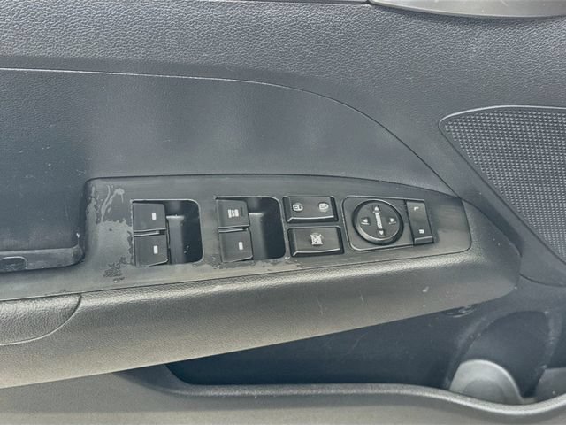 Used 2020 Hyundai Elantra SE w/ Cargo Package (C1) FWD image 13