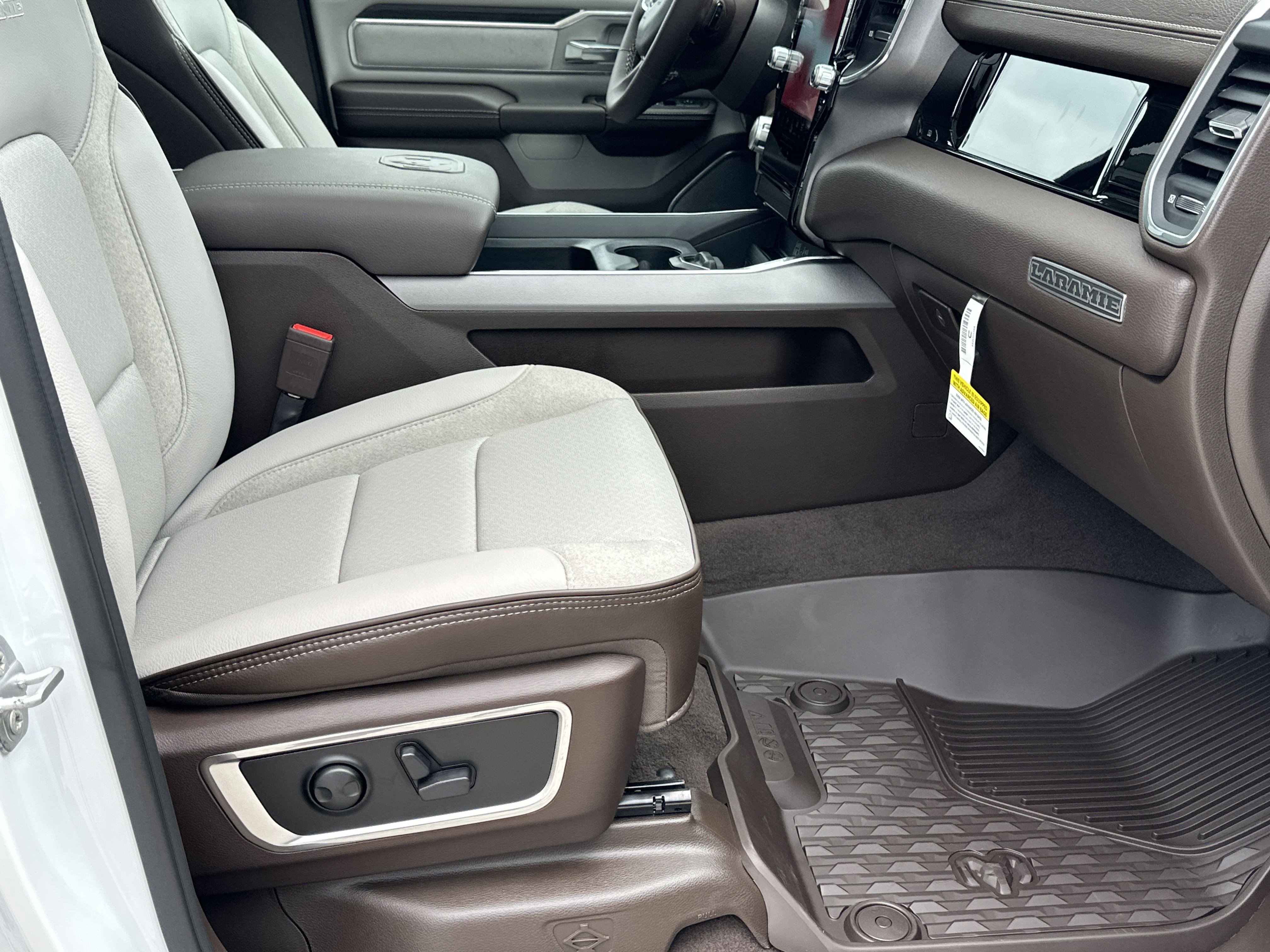 New 2026 RAM 1500 Laramie w/ Advanced Safety Group II image 13