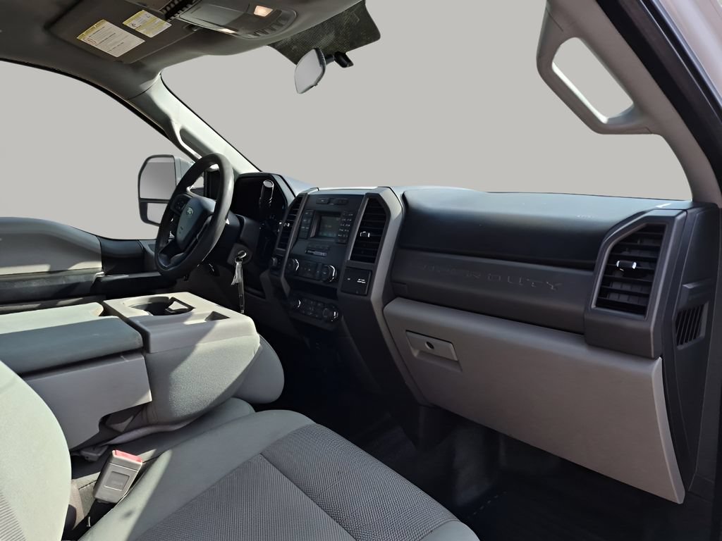 Used 2019 Ford F250 XL w/ Power Equipment Group AWD/4WD image 15