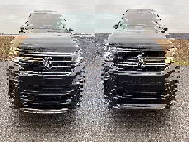 Used 2022 Volkswagen Tiguan SEL R-Line image 4