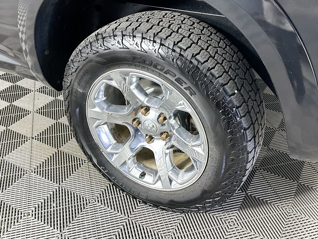 Used 2011 RAM 1500 Sport w/ Sport Premium Group image 33