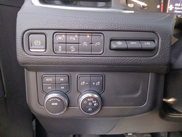 Certified 2021 GMC Yukon Denali w/ Denali Premium Package image 40