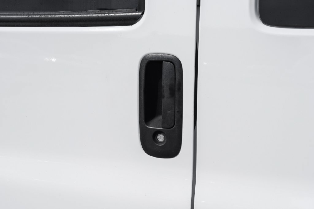 Used 2021 Chevrolet Express 3500 LS w/ Chrome Appearance Package RWD image 48