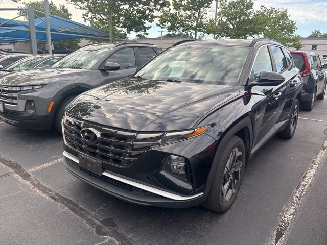 Used 2022 Hyundai Tucson SEL w/ Convenience + Premium Package AWD/4WD image 2