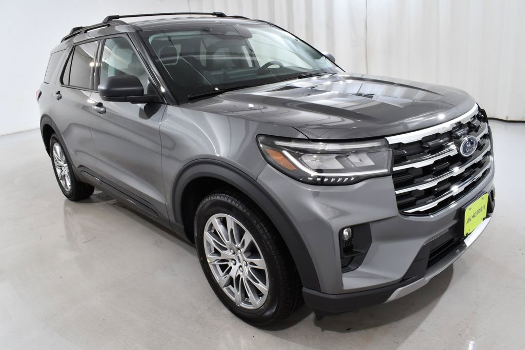 New 2026 Ford Explorer Active w/ Active Comfort Package image 5