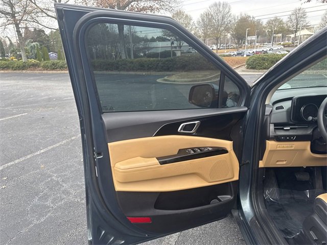 Certified 2024 Kia Carnival EX image 25