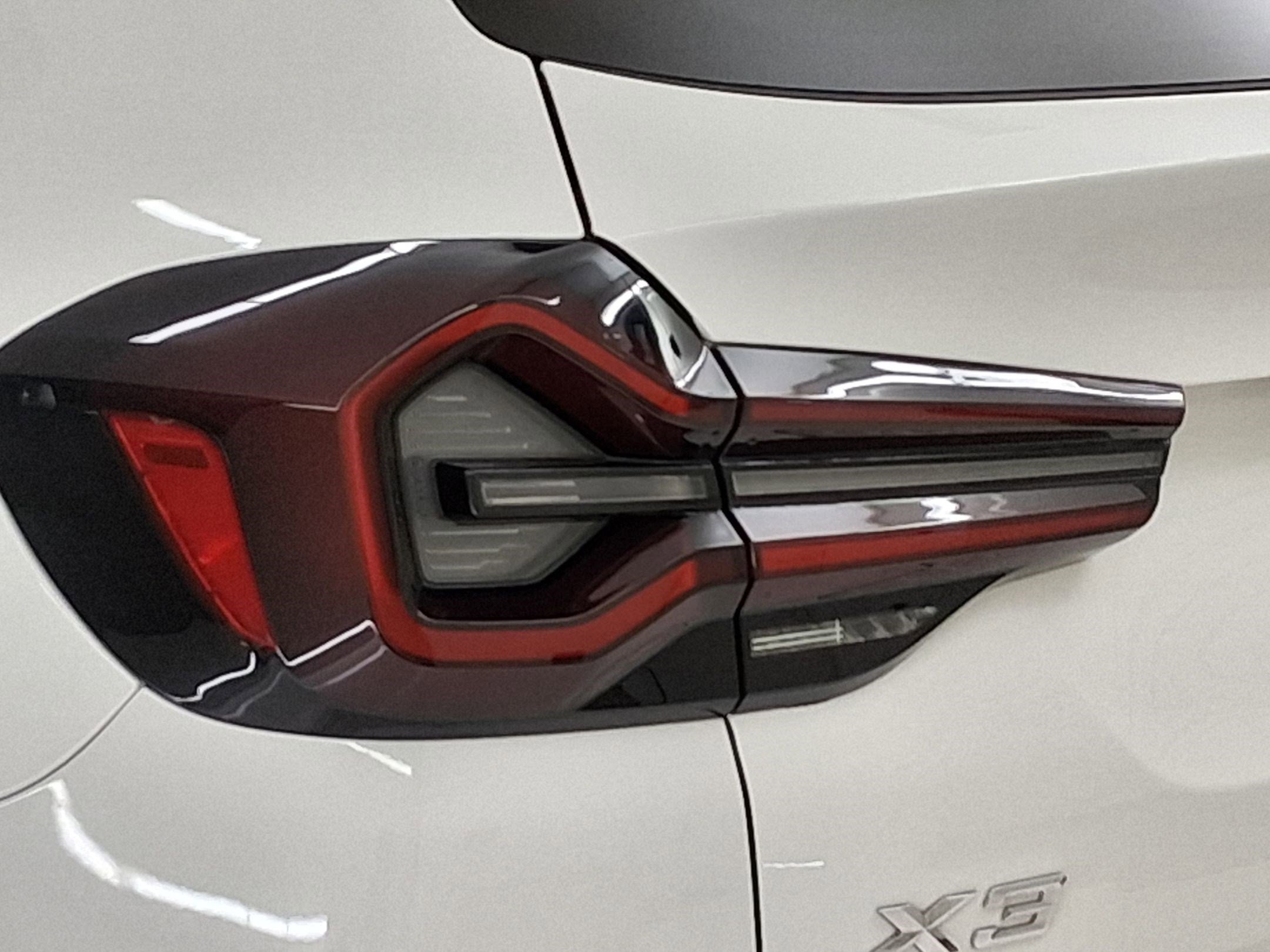 Certified 2023 BMW X3 sDrive30i w/ Convenience Package w/ZPA image 11