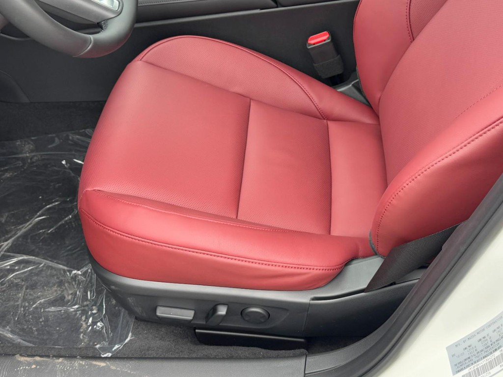 Used 2026 MAZDA MAZDA3 Hatchback w/Premium Plus Pkg AWD/4WD image 16