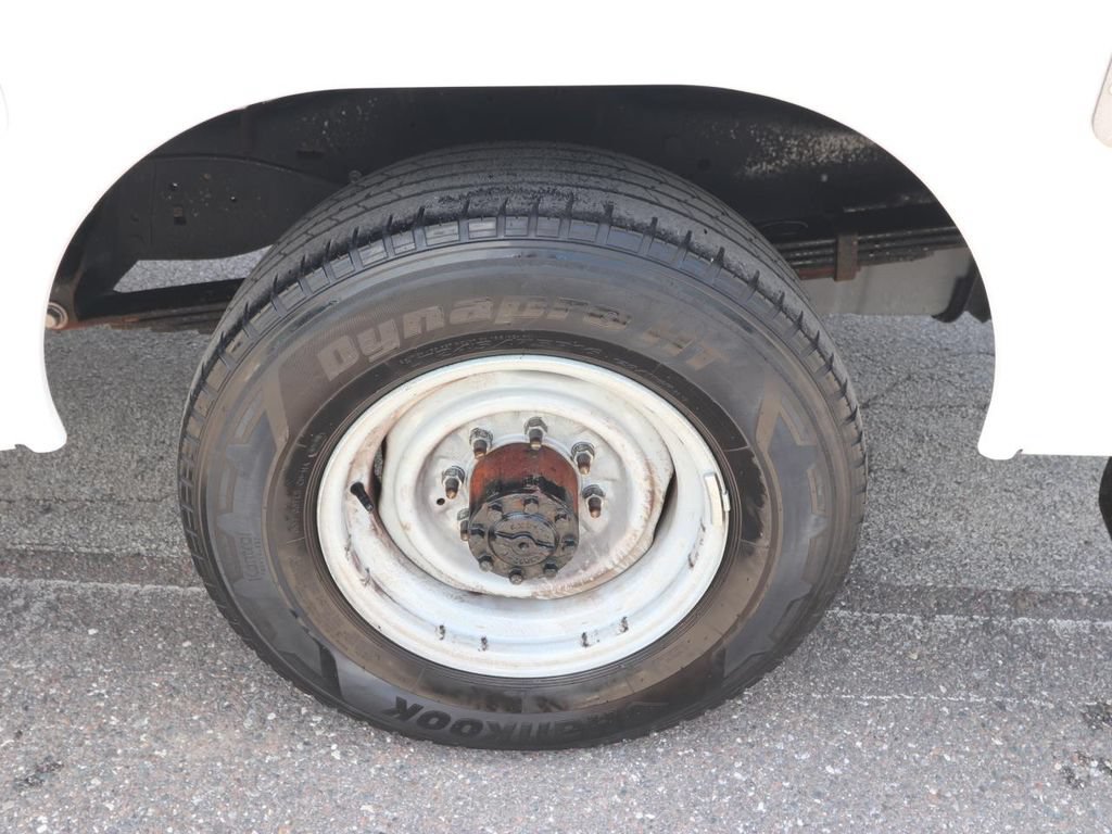 Used 2023 Ford E-350 and Econoline 350 Super Duty w/ Power Windows & Locks Group RWD image 17