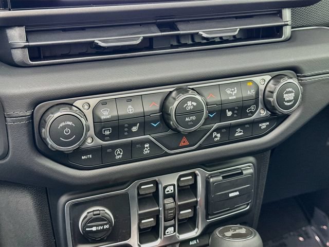 New 2026 Jeep Wrangler Unlimited Rubicon AWD/4WD image 16