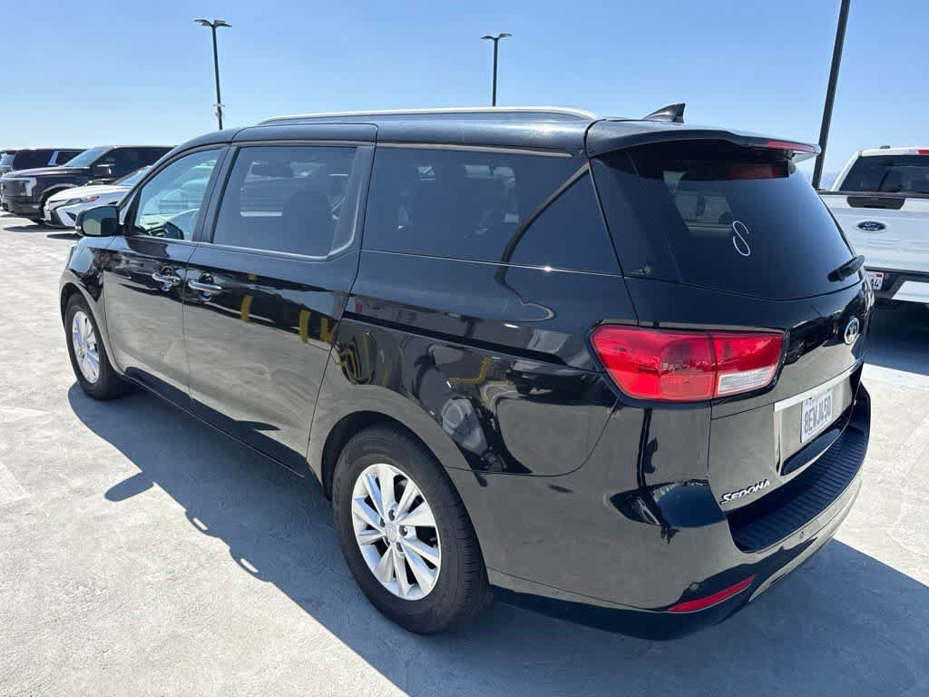 Used 2018 Kia Sedona LX w/ LX Essentials Premium Package FWD image 3