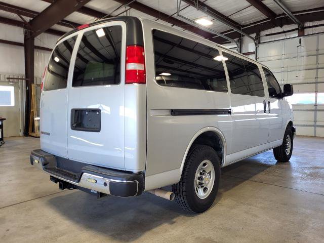 Used 2024 Chevrolet Express 2500 LT w/ LT Preferred Equipment Group RWD image 5