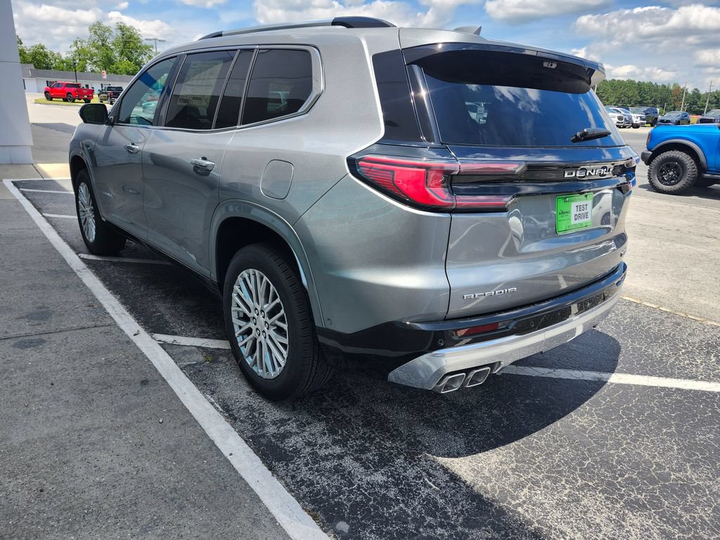 New 2026 GMC Acadia Denali w/ Super Cruise Package FWD image 17