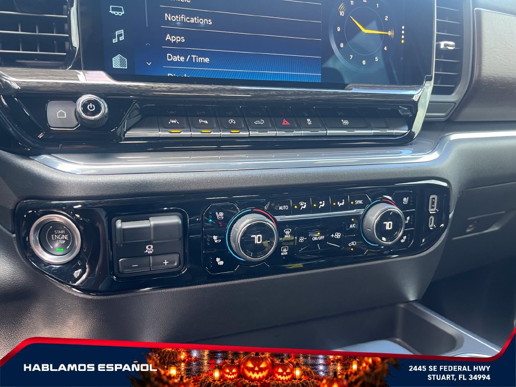 Used 2023 Chevrolet Silverado 1500 High Country w/ Technology Package AWD/4WD image 29