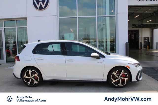 New 2026 Volkswagen GTI SE FWD image 3