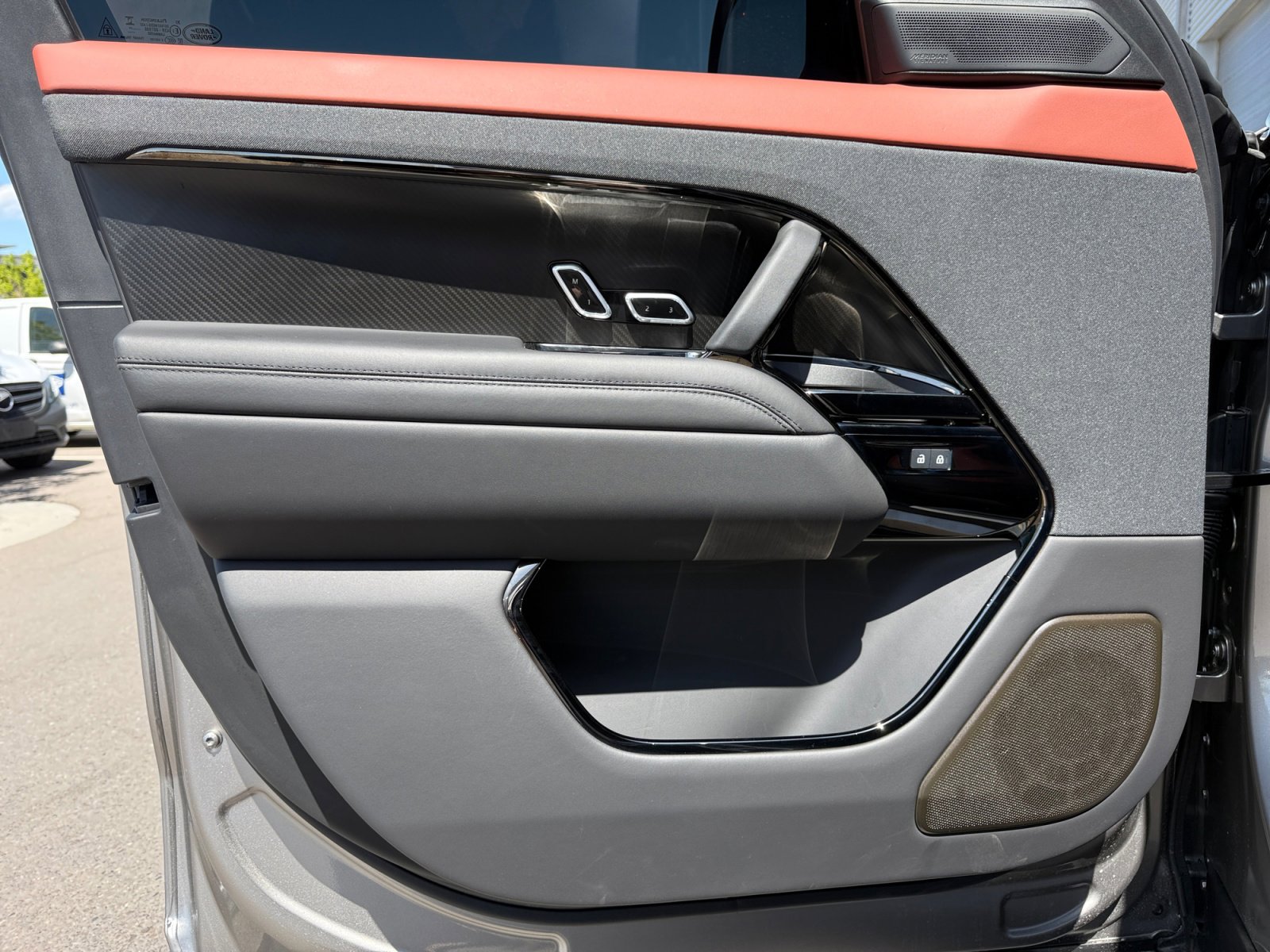 Used 2024 Land Rover Range Rover Sport AWD/4WD image 17