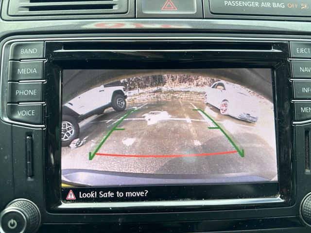 Used 2016 Volkswagen Tiguan SE image 25