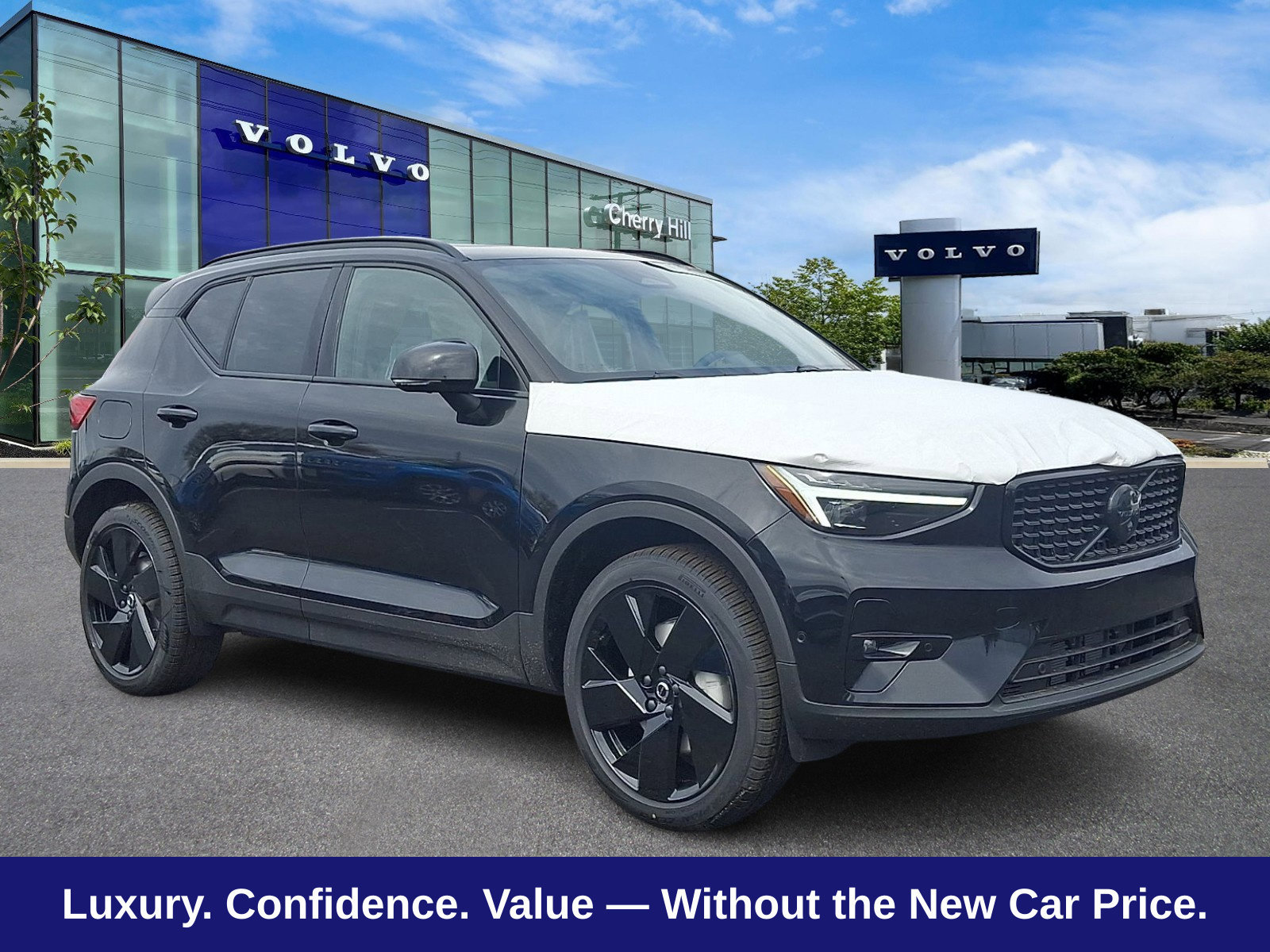 New 2026 Volvo XC40 B5 Ultra w/ Protection Package Premier