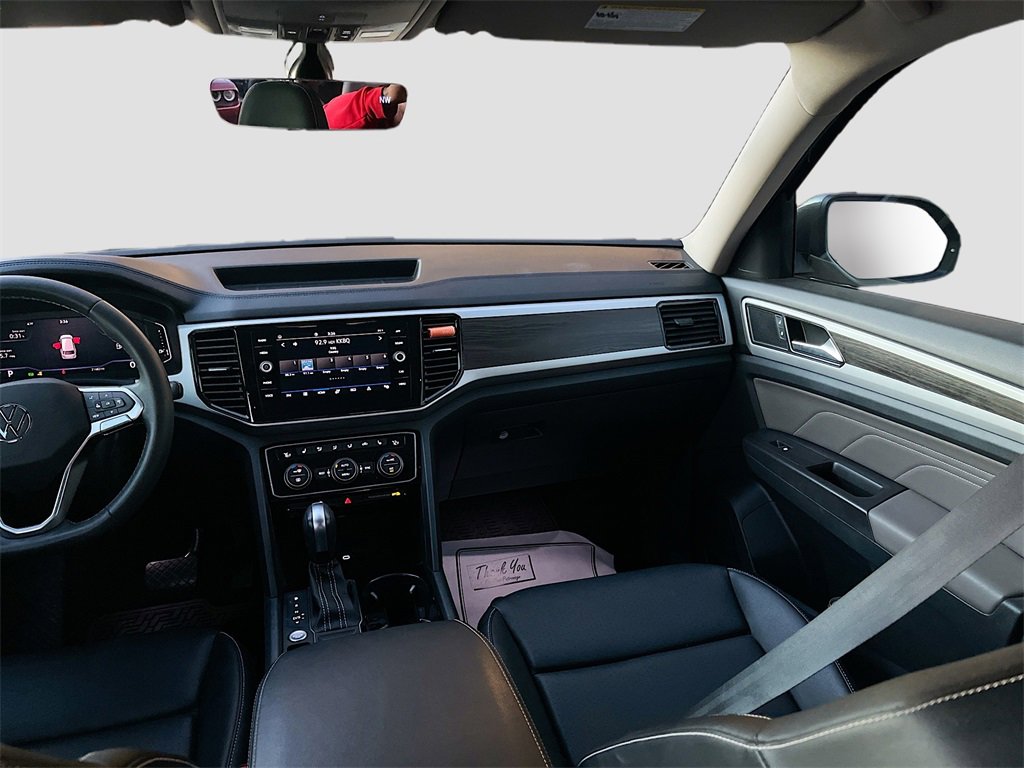 Used 2023 Volkswagen Atlas SE w/ Panoramic Sunroof Package image 23