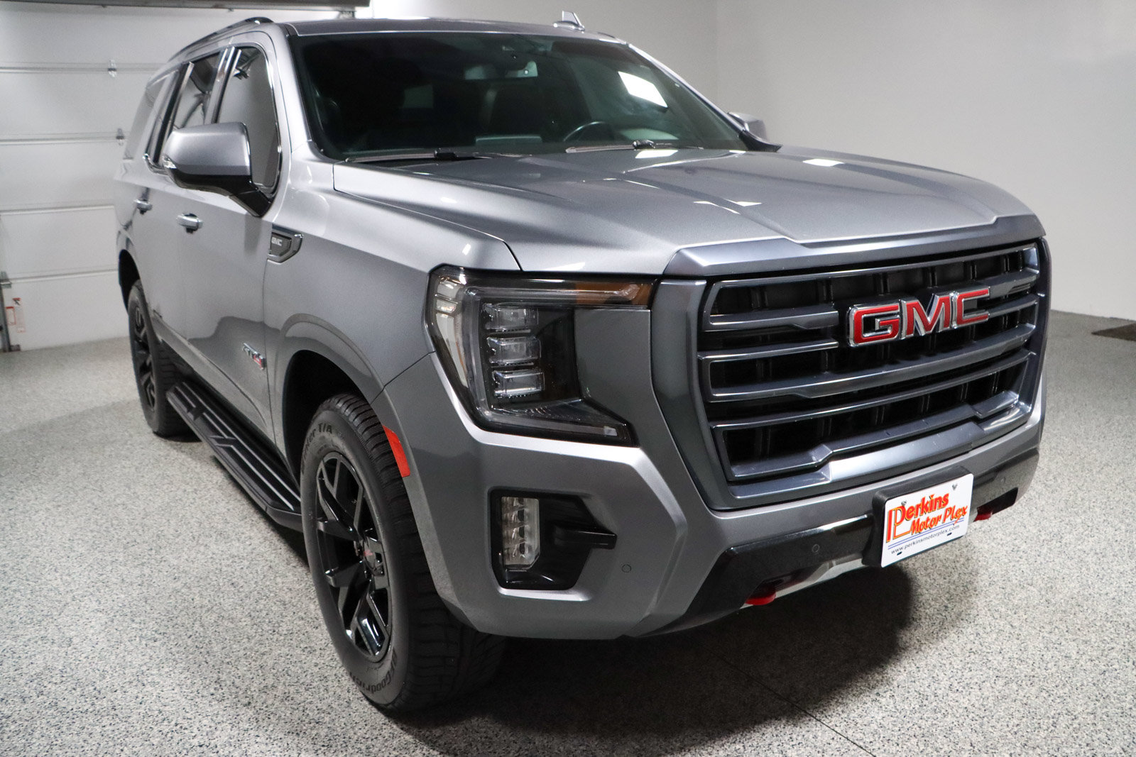 Used 2022 GMC Yukon AT4 AWD/4WD image 5