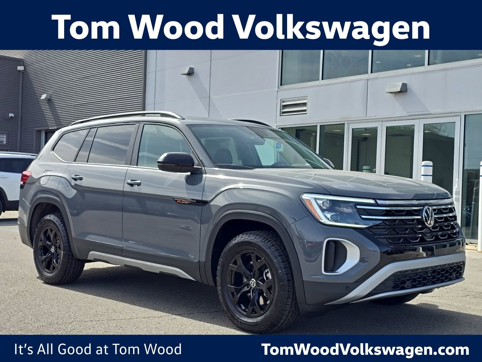 New 2026 Volkswagen Atlas Peak Edition